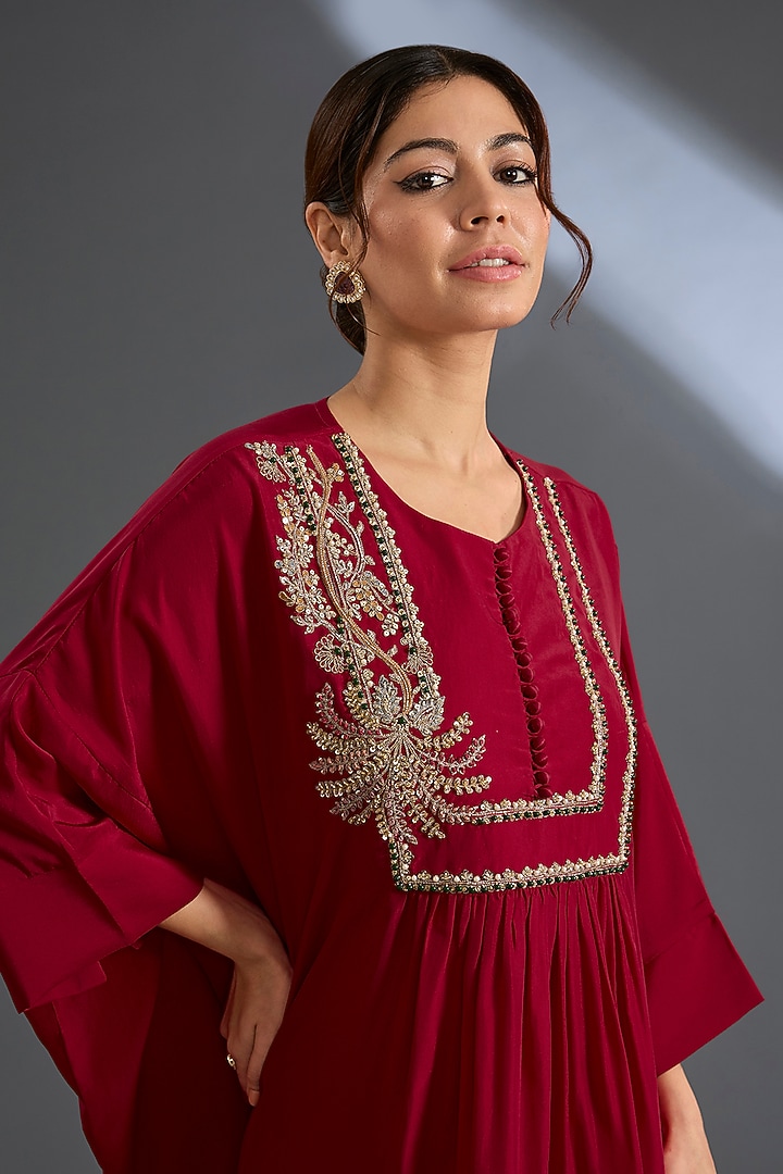Red Habutai Silk Kaftan Set by Ridhi Mehra at Pernia's Pop Up Shop
