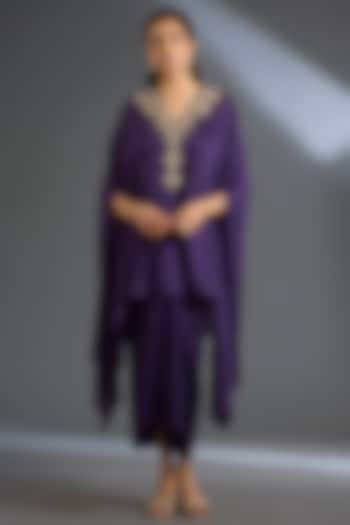 Purple Fine Silk Cape Set by Ridhi Mehra at Pernia's Pop Up Shop