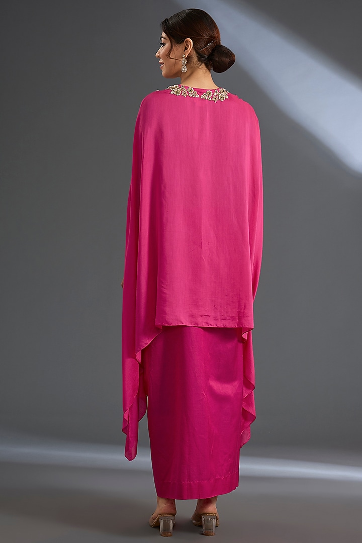 Royal Fuschia Fine Silk Cape Set by Ridhi Mehra at Pernia's Pop Up Shop