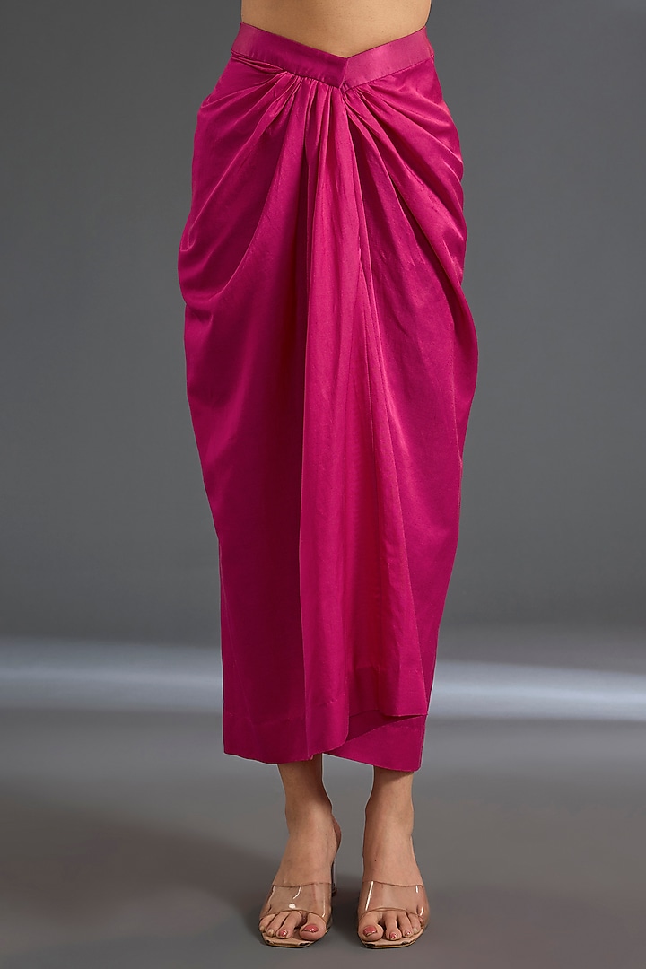 Royal Fuschia Fine Silk Cape Set by Ridhi Mehra at Pernia's Pop Up Shop