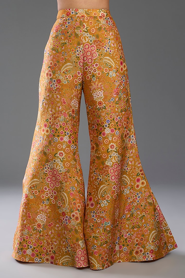Yellow Raw Silk Printed Jacket Set by Ridhi Mehra at Pernia's Pop Up Shop