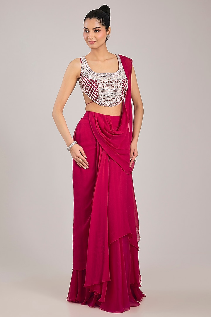 Red Chiffon Draped Reception Saree Set by Ridhi Mehra at Pernia's Pop Up Shop