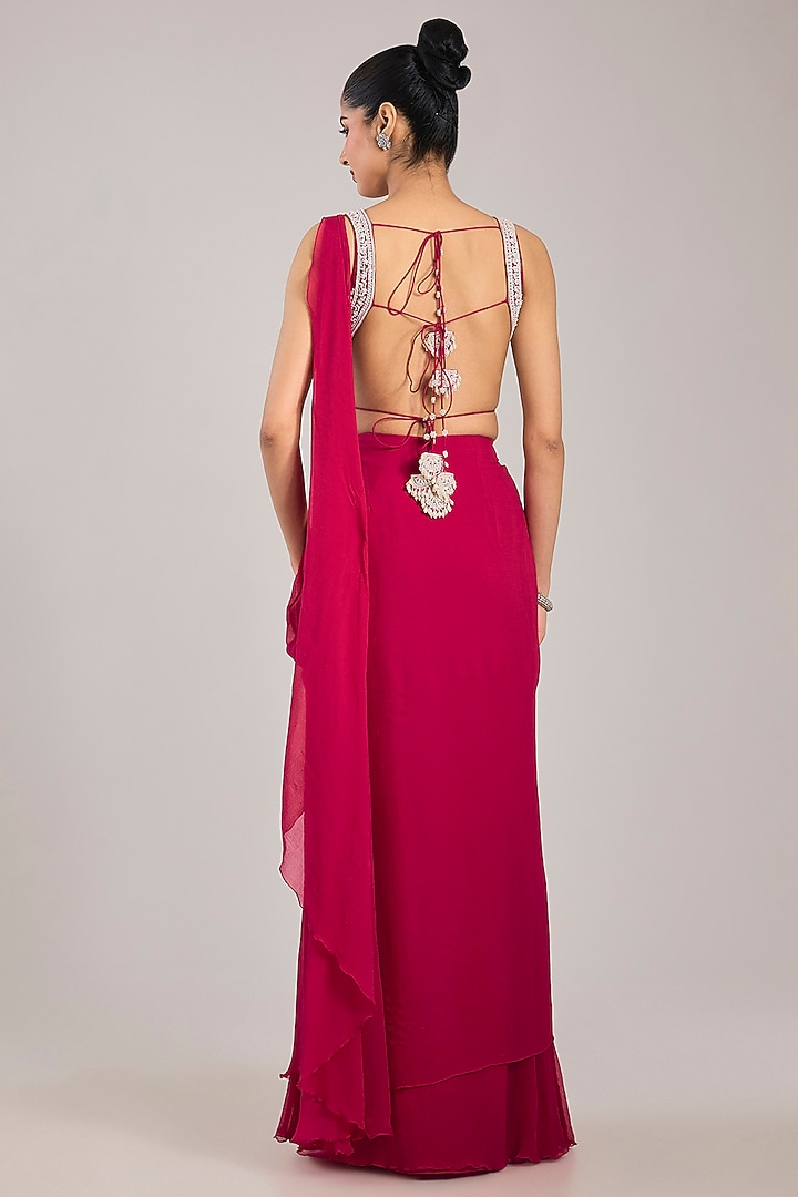 Red Chiffon Draped Reception Saree Set by Ridhi Mehra at Pernia's Pop Up Shop