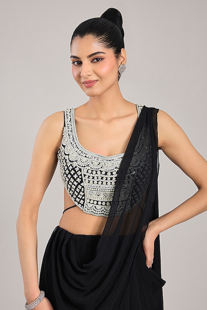 Black Chiffon Draped Reception Saree Set by Ridhi Mehra at Pernia's Pop Up Shop