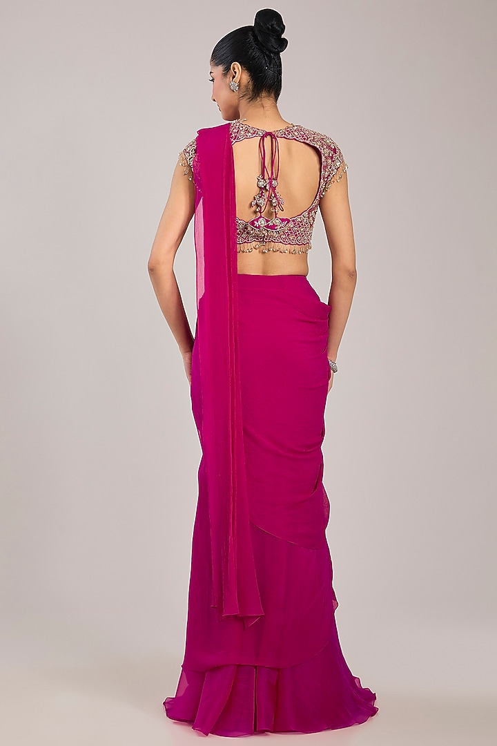 Fuchsia Chiffon Draped Reception Saree Set by Ridhi Mehra at Pernia's Pop Up Shop
