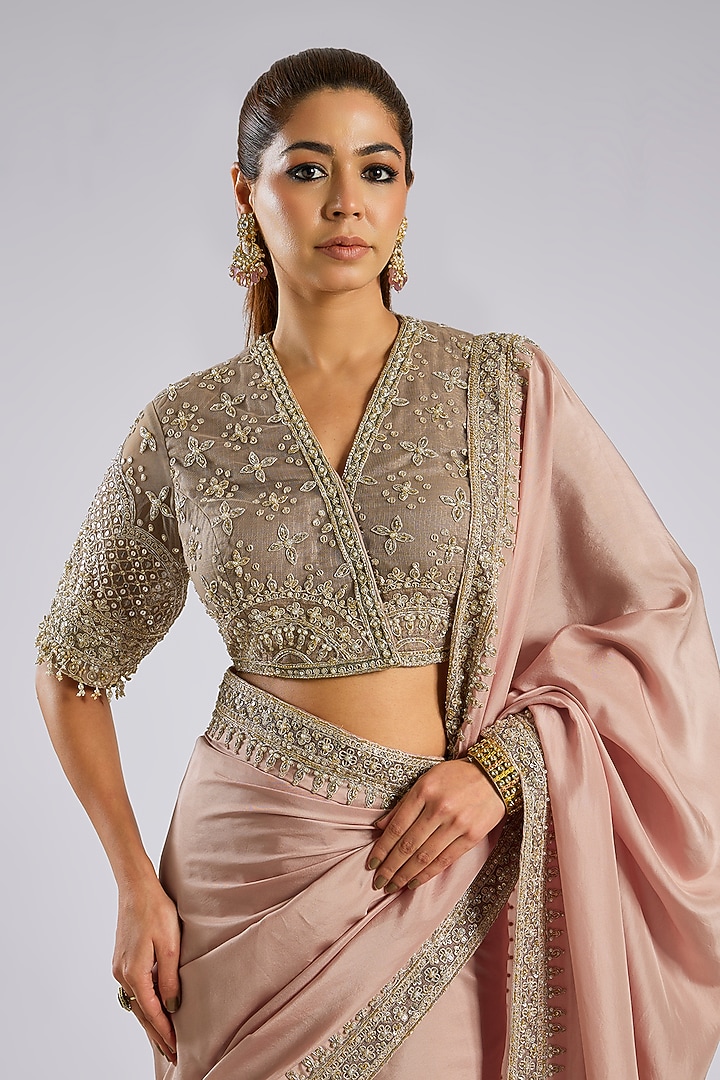 Dusky Pink Silk Embroidered Reception Saree Set by Ridhi Mehra at Pernia's Pop Up Shop