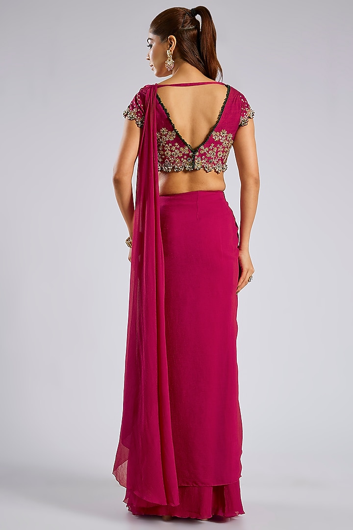 Red Chiffon Draped Reception Saree Set by Ridhi Mehra at Pernia's Pop Up Shop