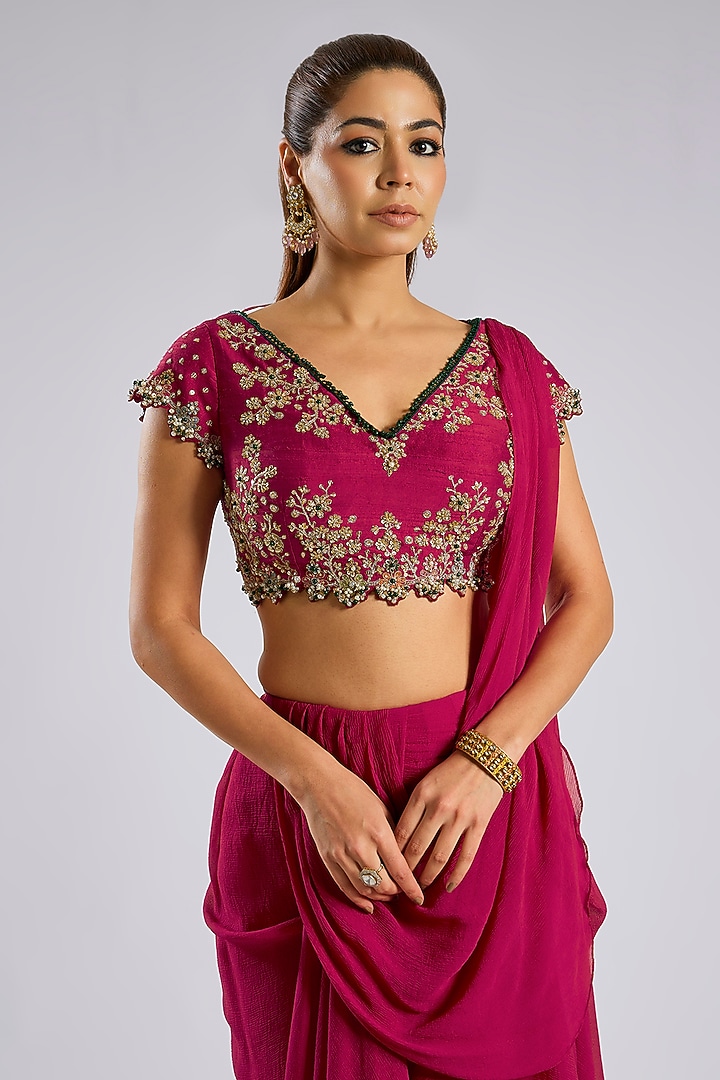 Red Chiffon Draped Reception Saree Set by Ridhi Mehra at Pernia's Pop Up Shop