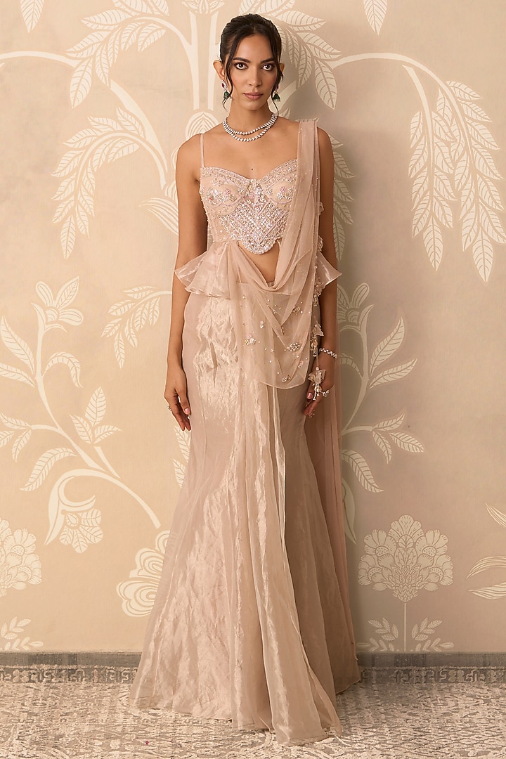 Water Gold Tissue Draped Skirt Reception Saree Set by Ridhi Mehra at Pernia's Pop Up Shop