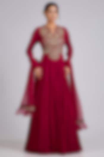 Red Georgette Embroidered Bridal Anarkali Set by Ridhi Mehra at Pernia's Pop Up Shop