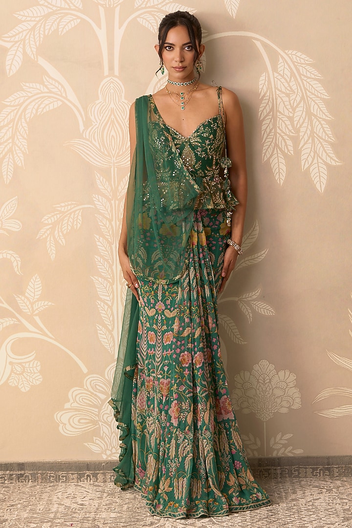 Green Chiffon Printed Draped Skirt Reception Saree Set by Ridhi Mehra at Pernia's Pop Up Shop