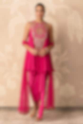 Fuchsia Chiffon Embroidered Short Kurta Set by Ridhi Mehra at Pernia's Pop Up Shop