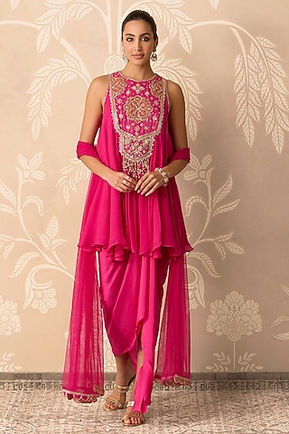 Fuchsia Chiffon Embroidered Short Kurta Set by Ridhi Mehra