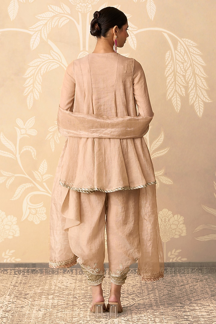 Light Gold Chanderi Tissue Embroidered Flared Kurta Set by Ridhi Mehra at Pernia's Pop Up Shop