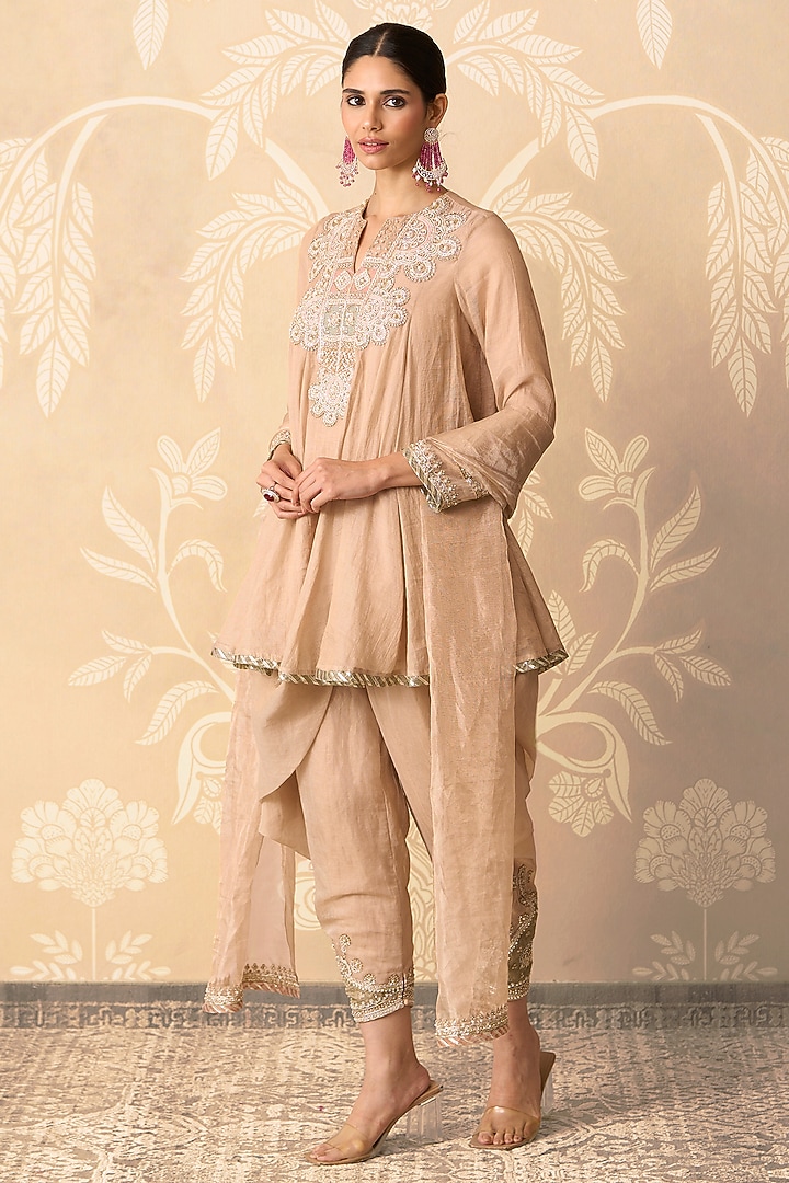 Light Gold Chanderi Tissue Embroidered Flared Kurta Set by Ridhi Mehra at Pernia's Pop Up Shop