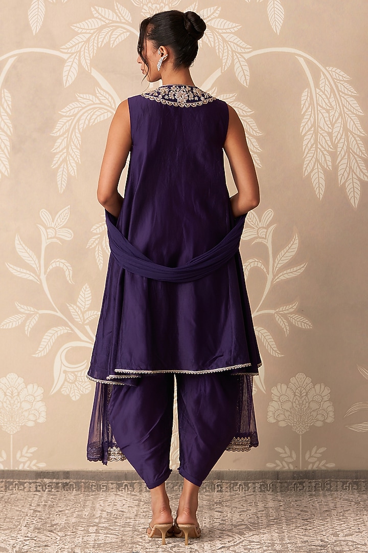 Purple Chanderi Embroidered Kalidar Kurta Set by Ridhi Mehra at Pernia's Pop Up Shop