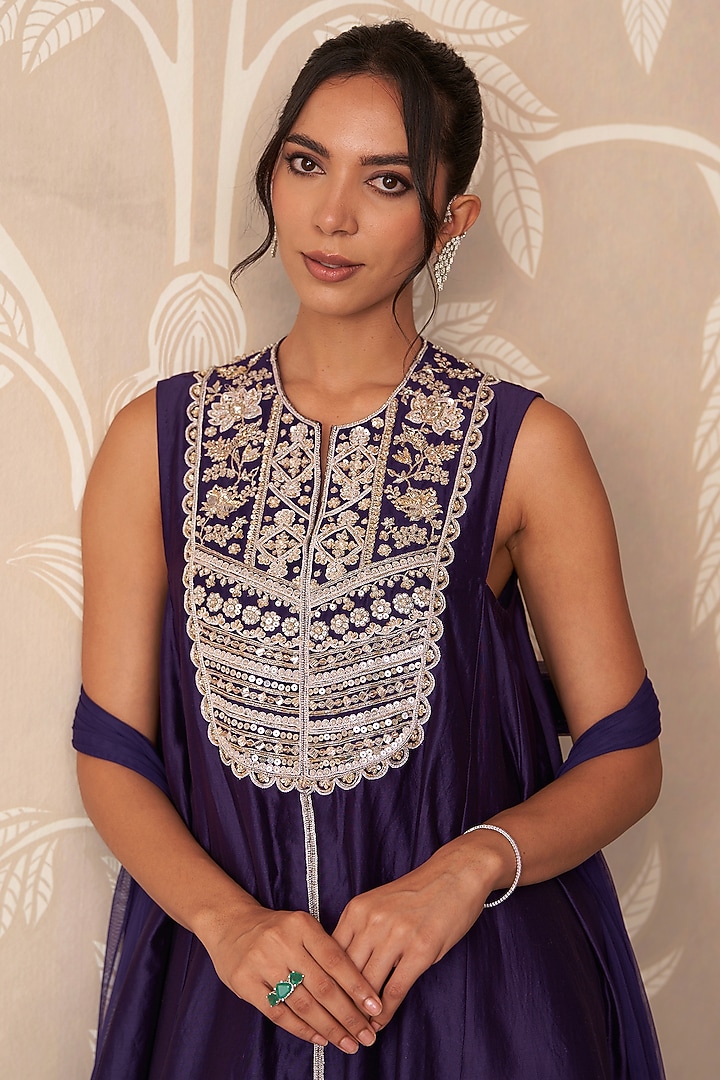 Purple Chanderi Embroidered Kalidar Kurta Set by Ridhi Mehra at Pernia's Pop Up Shop