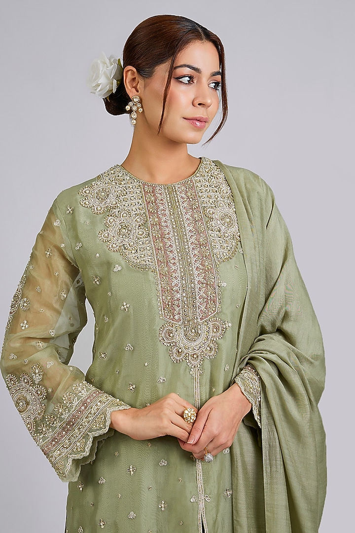 Mint Organza Embroidered Kurta Set by Ridhi Mehra at Pernia's Pop Up Shop