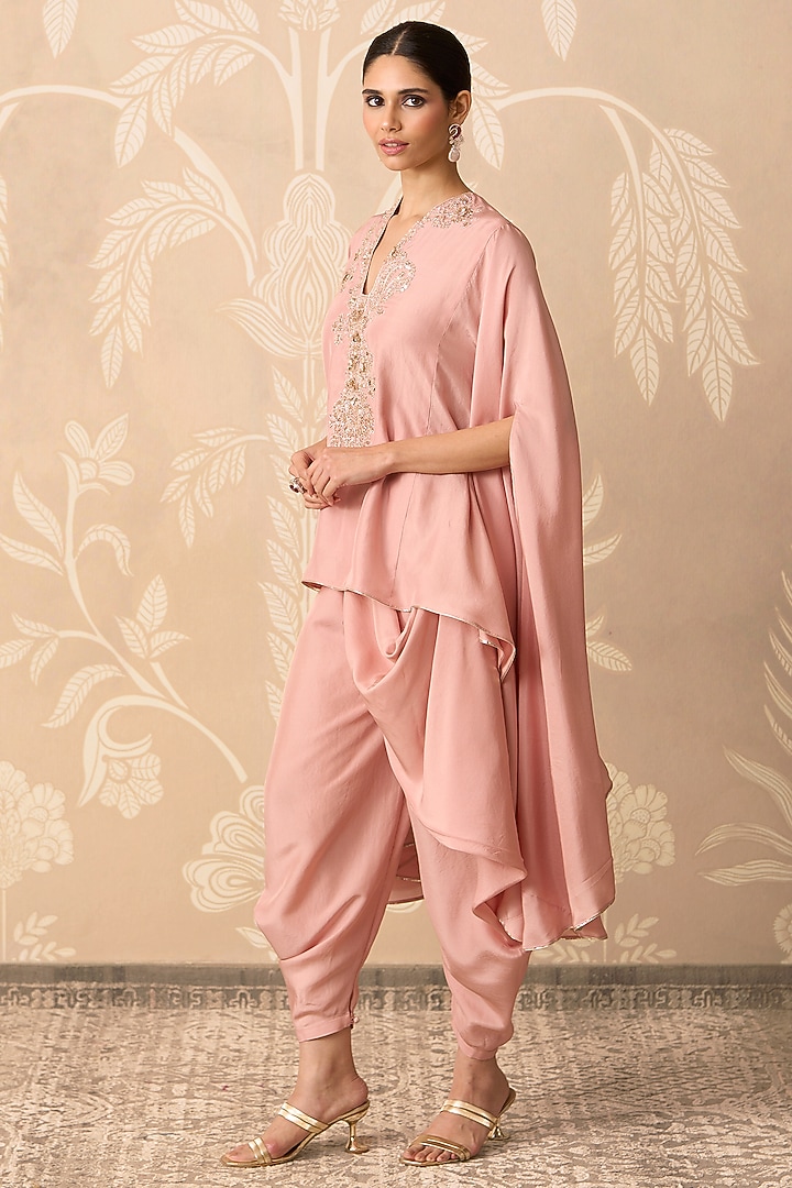 Dusky Pink Silk Embroidered Cape Set by Ridhi Mehra at Pernia's Pop Up Shop