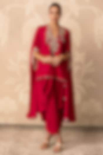 Red Silk Embroidered Cape Set by Ridhi Mehra at Pernia's Pop Up Shop