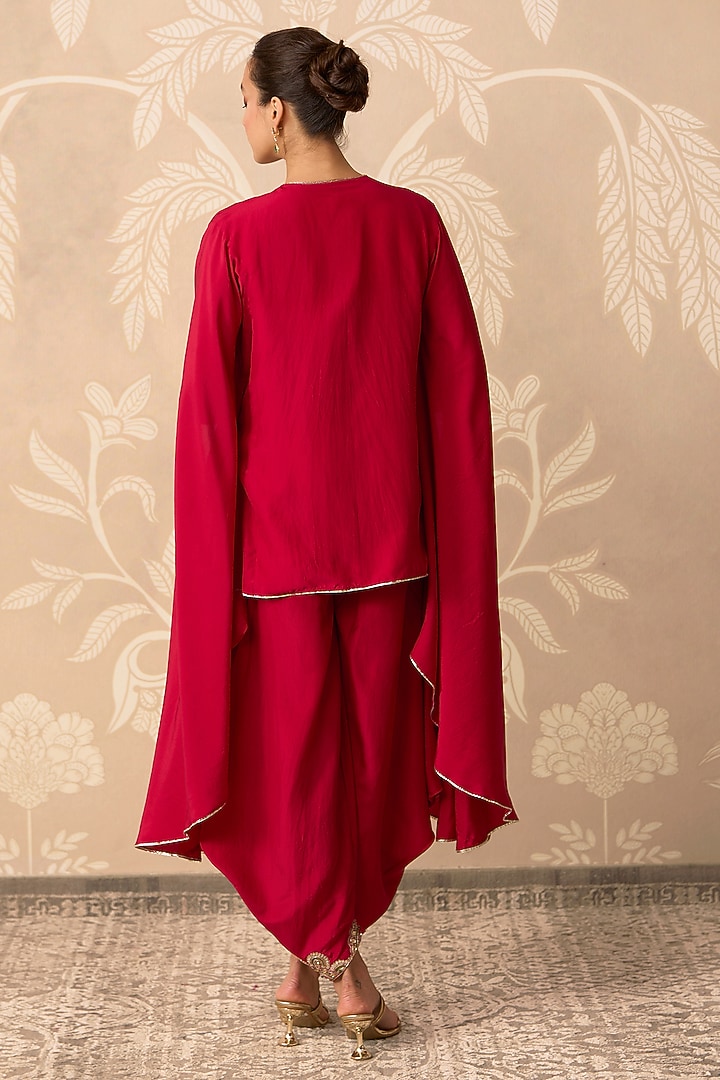 Red Silk Embroidered Cape Set by Ridhi Mehra at Pernia's Pop Up Shop