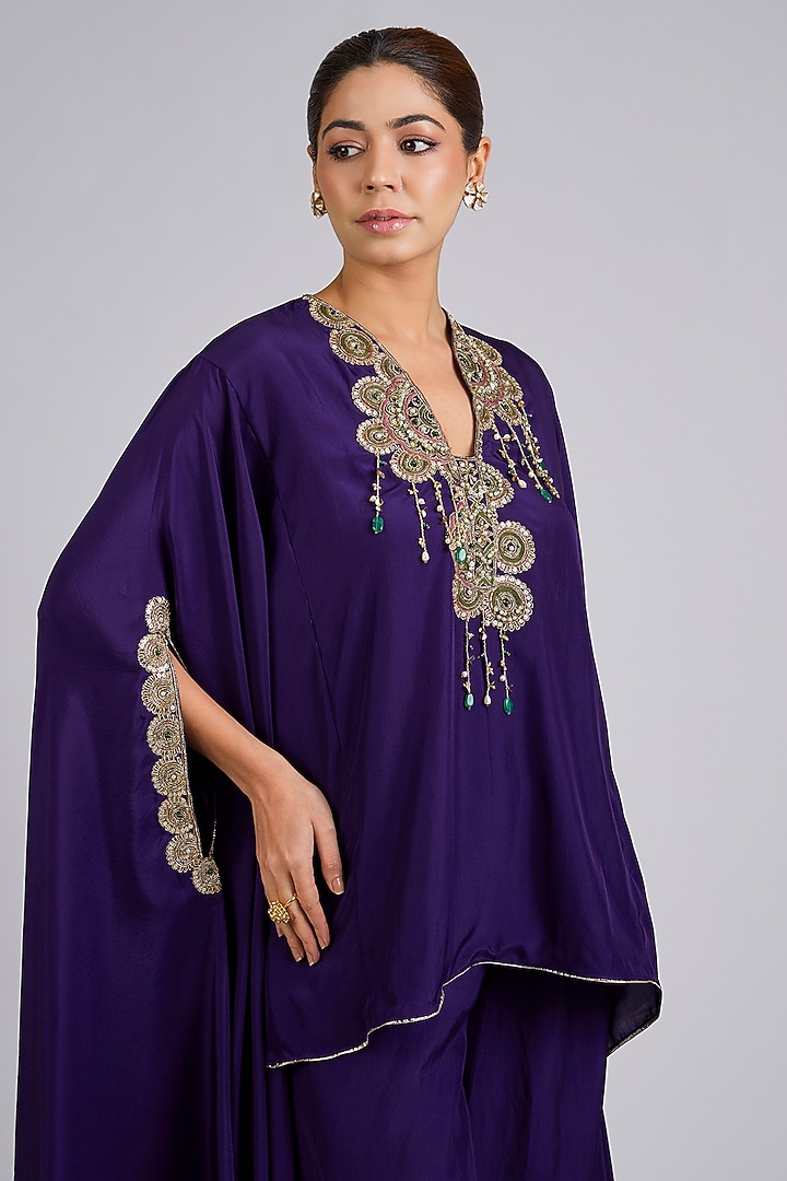 Purple Silk Embroidered Cape Set by Ridhi Mehra at Pernia's Pop Up Shop