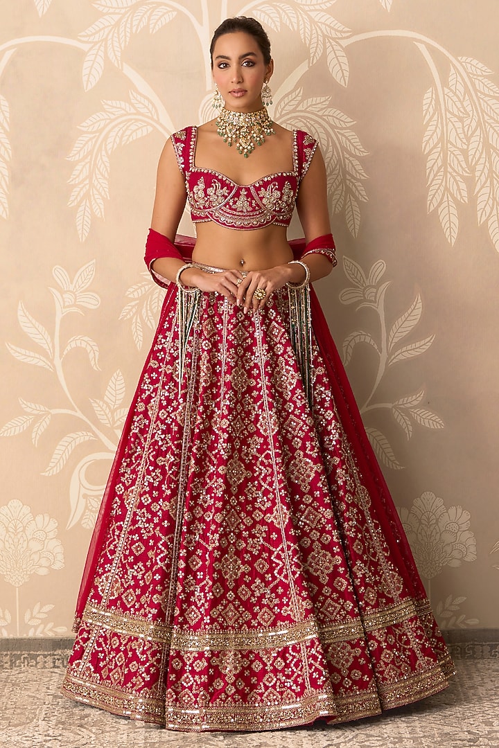 Red Raw Silk Embroidered Bridal Lehenga Set by Ridhi Mehra at Pernia's Pop Up Shop
