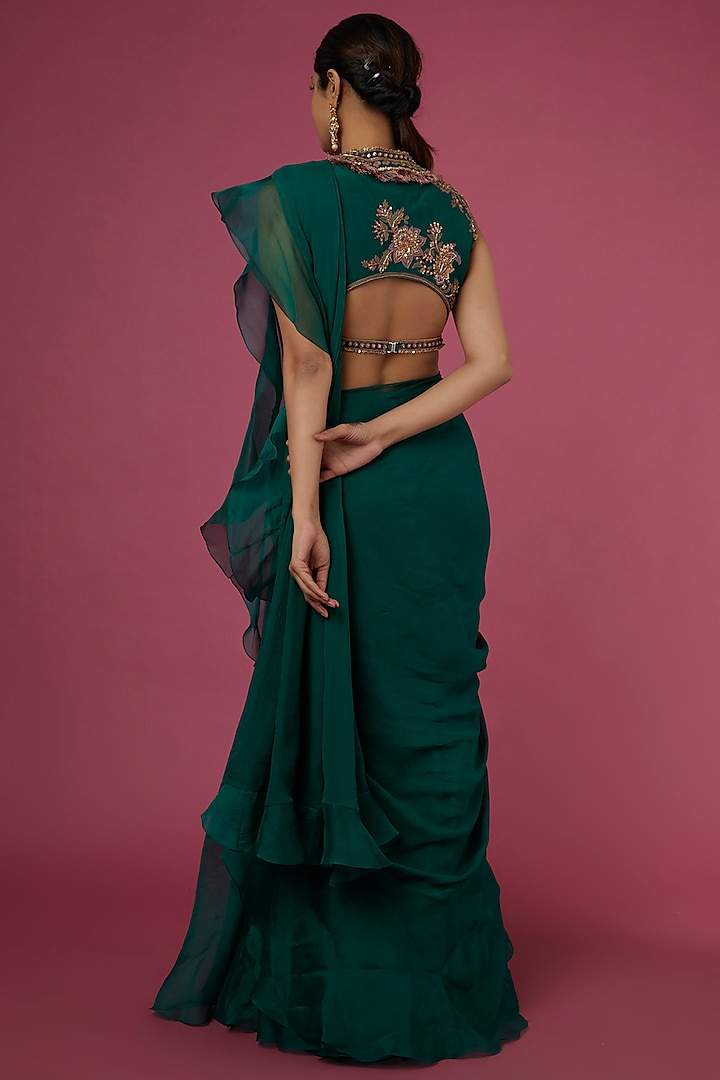 Emerald Green Chiffon Organza Draped Reception Saree Set by Ridhi Mehra at Pernia's Pop Up Shop