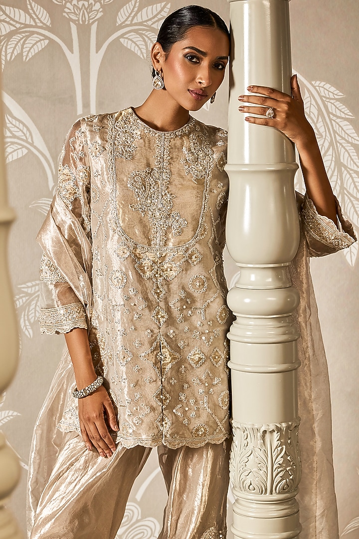 Water Gold Tissue Embroidered Kurta Set by Ridhi Mehra at Pernia's Pop Up Shop