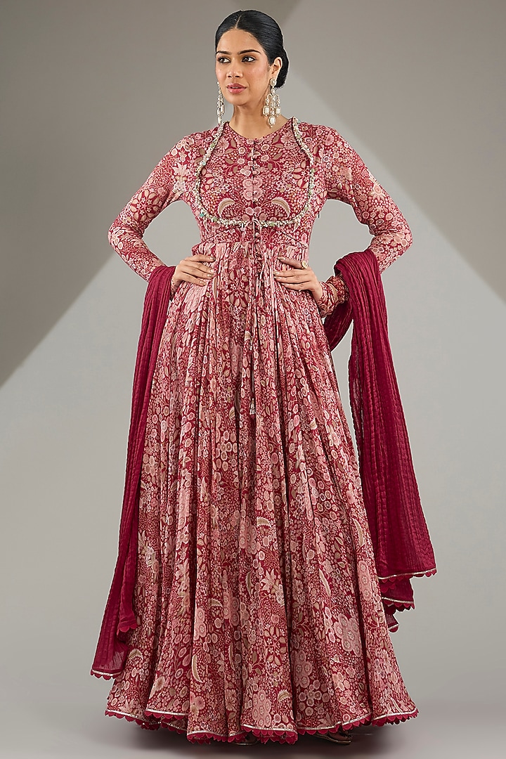 Fuchsia Pink Mulmul Printed & Embroidered Anarkali Set by Ridhi Mehra at Pernia's Pop Up Shop