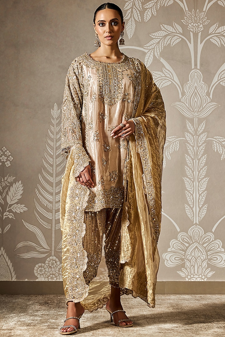 Water Gold Tissue Embroidered Kurta Set by Ridhi Mehra at Pernia's Pop Up Shop