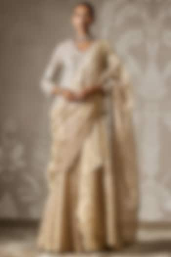 Light Gold Tissue Draped Saree Set by Ridhi Mehra at Pernia's Pop Up Shop