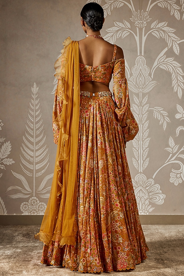 Yellow Mulmul Printed Wedding Lehenga Set by Ridhi Mehra at Pernia's Pop Up Shop