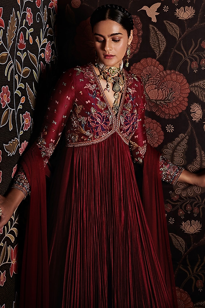 Burgundy Embroidered Bridal Anarkali Set by Ridhi Mehra at Pernia's Pop Up Shop