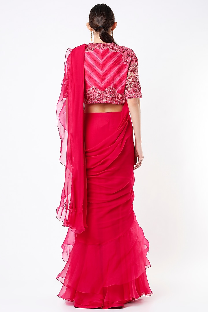 Deep Fuchsia Chiffon & Organza Draped Reception Saree Set by Ridhi Mehra at Pernia's Pop Up Shop