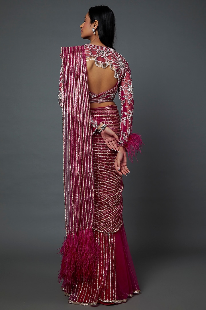 Red Organza Sequinned Bridal Saree Set by Ridhi Mehra at Pernia's Pop Up Shop