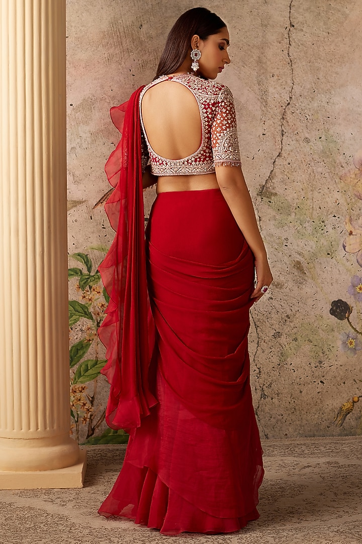 Red Chiffon & Organza Ruffled Draped Reception Saree Set by Ridhi Mehra at Pernia's Pop Up Shop