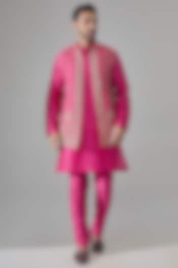 Fuchsia Chanderi Bundi Jacket Set by Ridhi Mehra Men at Pernia's Pop Up Shop