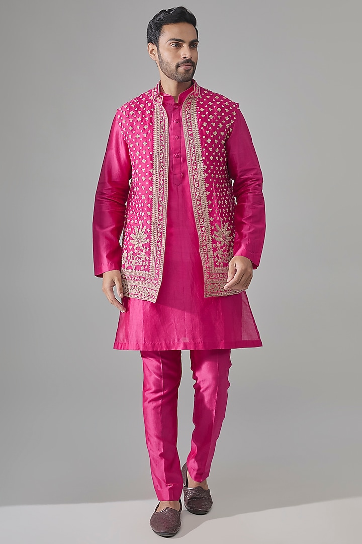 Fuchsia Chanderi Bundi Jacket Set by Ridhi Mehra Men at Pernia's Pop Up Shop