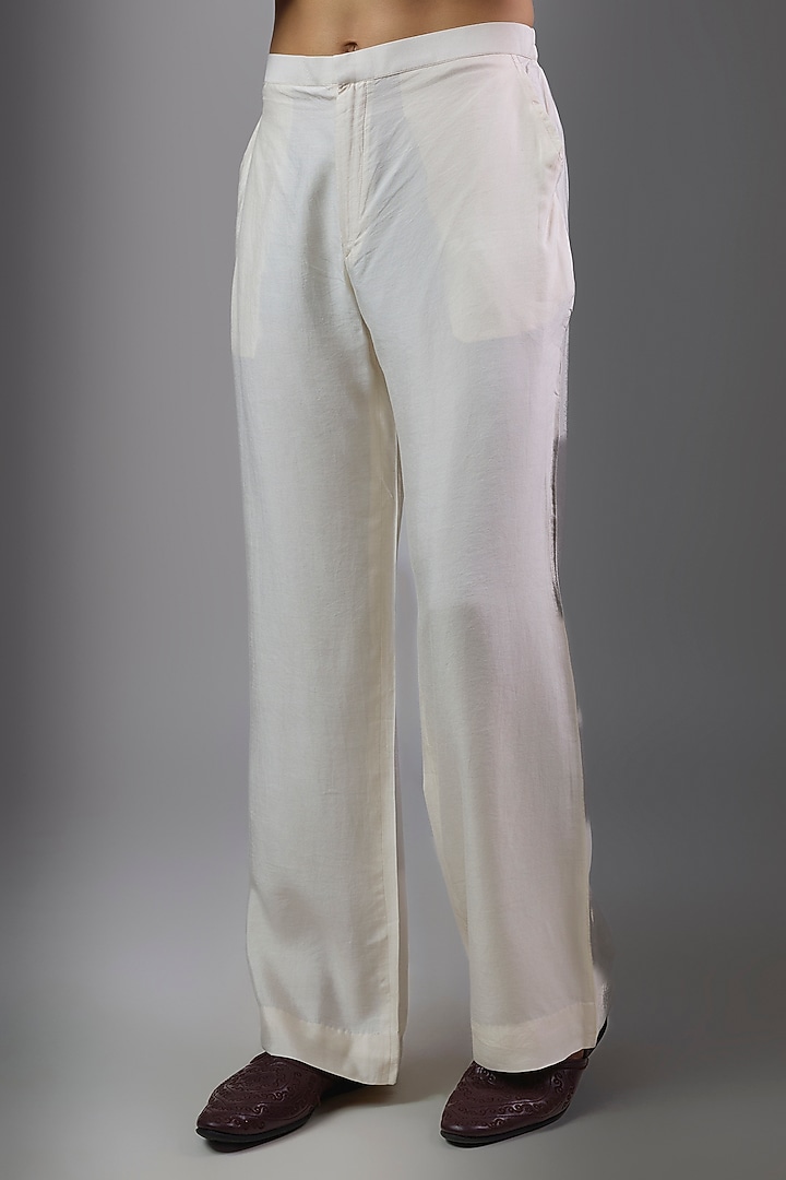 Ivory Raw Silk Bundi Jacket Set by Ridhi Mehra Men at Pernia's Pop Up Shop