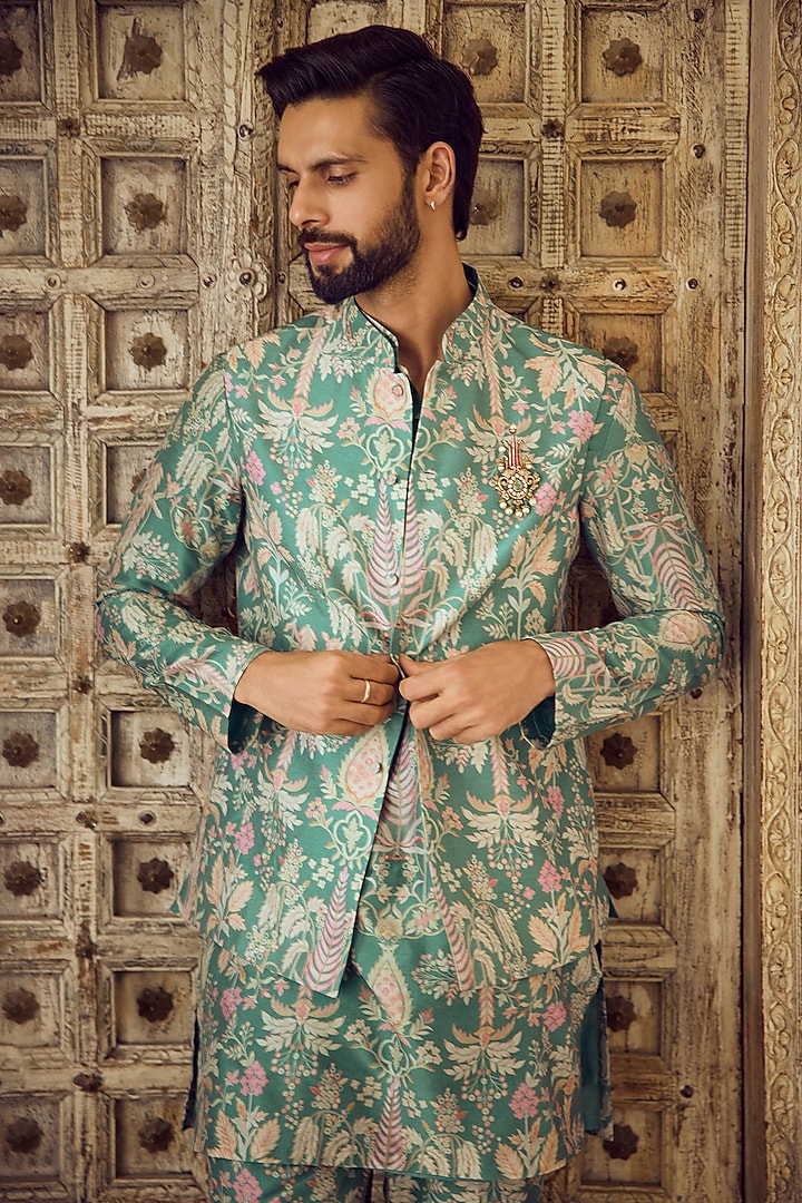 Green Chanderi Printed Bundi Jacket Set by Ridhi Mehra Men at Pernia's Pop Up Shop