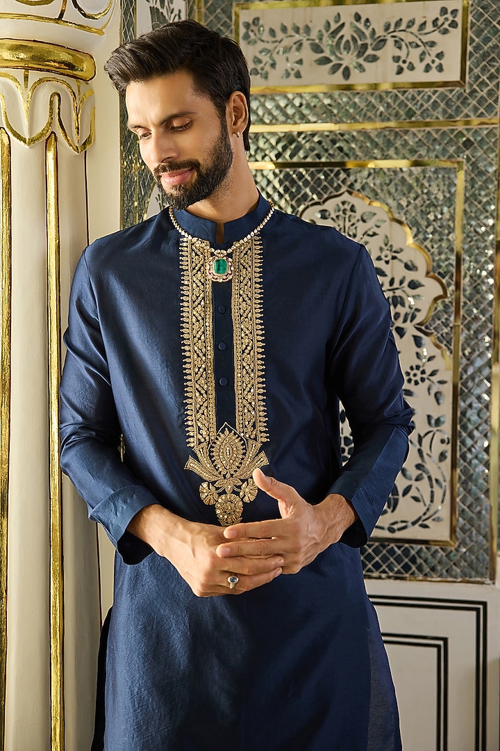 Navy Blue Chanderi Embroidered Kurta Set by Ridhi Mehra Men at Pernia's Pop Up Shop