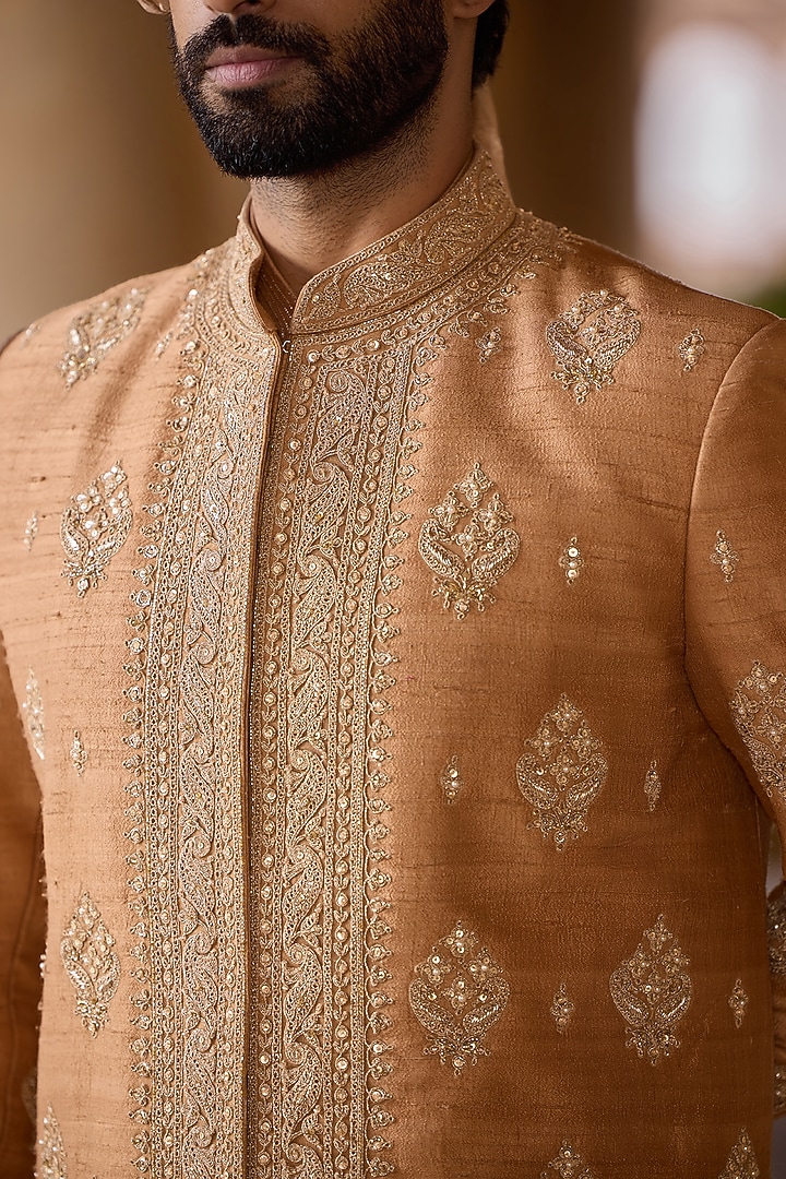 Deep Gold Raw Silk Embroidered Groom Sherwani Set by Ridhi Mehra Men at Pernia's Pop Up Shop