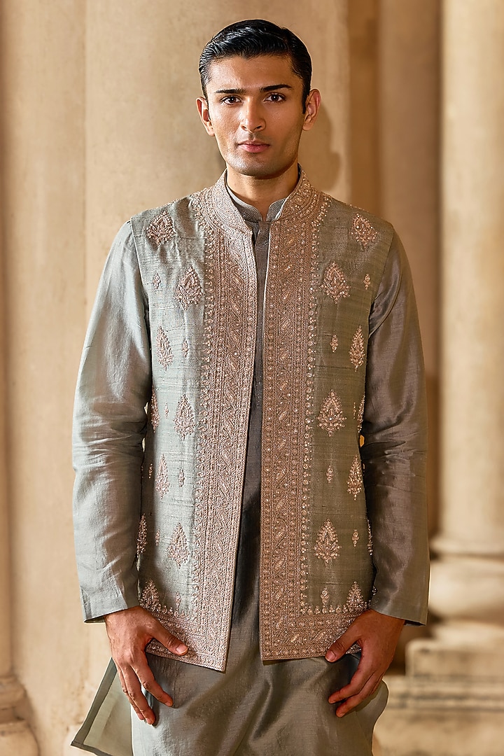 Powder Blue Raw Silk Embroidered Bundi Jacket Set by Ridhi Mehra Men at Pernia's Pop Up Shop