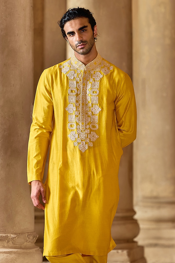 Yellow Chanderi Embroidered Kurta Set by Ridhi Mehra Men at Pernia's Pop Up Shop