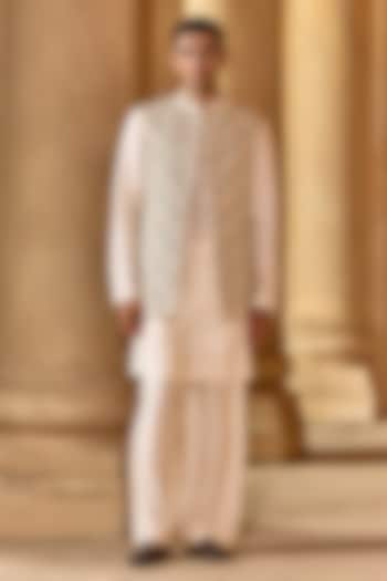 Ivory Chanderi Embroidered Bundi Jacket Set by Ridhi Mehra Men at Pernia's Pop Up Shop