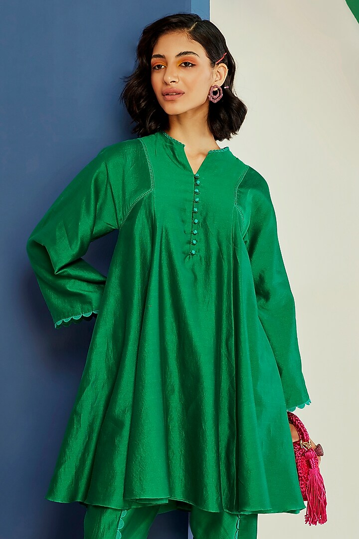 Dark Green Chanderi Kurta Set by Ridhi Mehra Pret at Pernia's Pop Up Shop