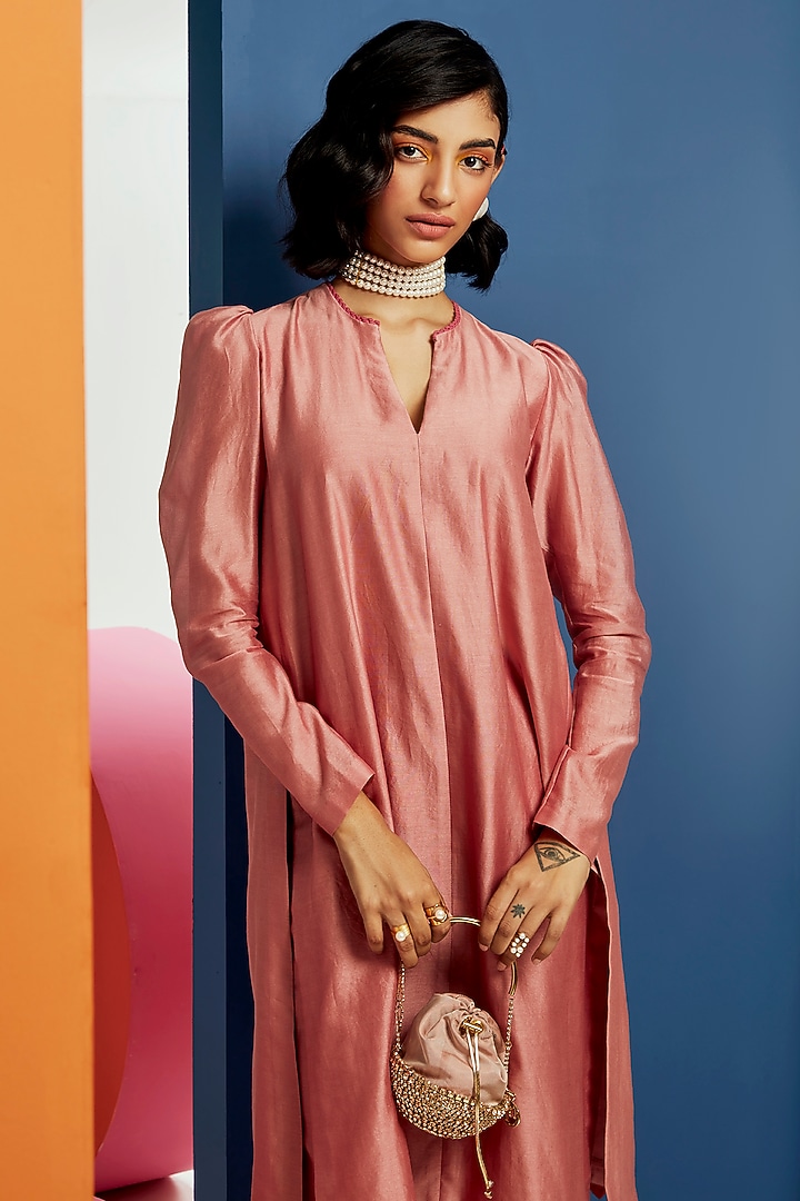 Light Pink Chanderi Kurta Set by Ridhi Mehra Pret at Pernia's Pop Up Shop