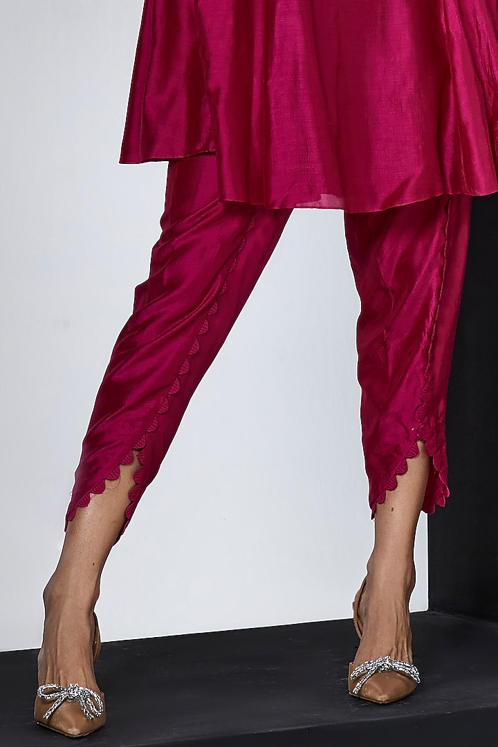 Fuchsia Silk Kurta Set by Ridhi Mehra Pret at Pernia's Pop Up Shop