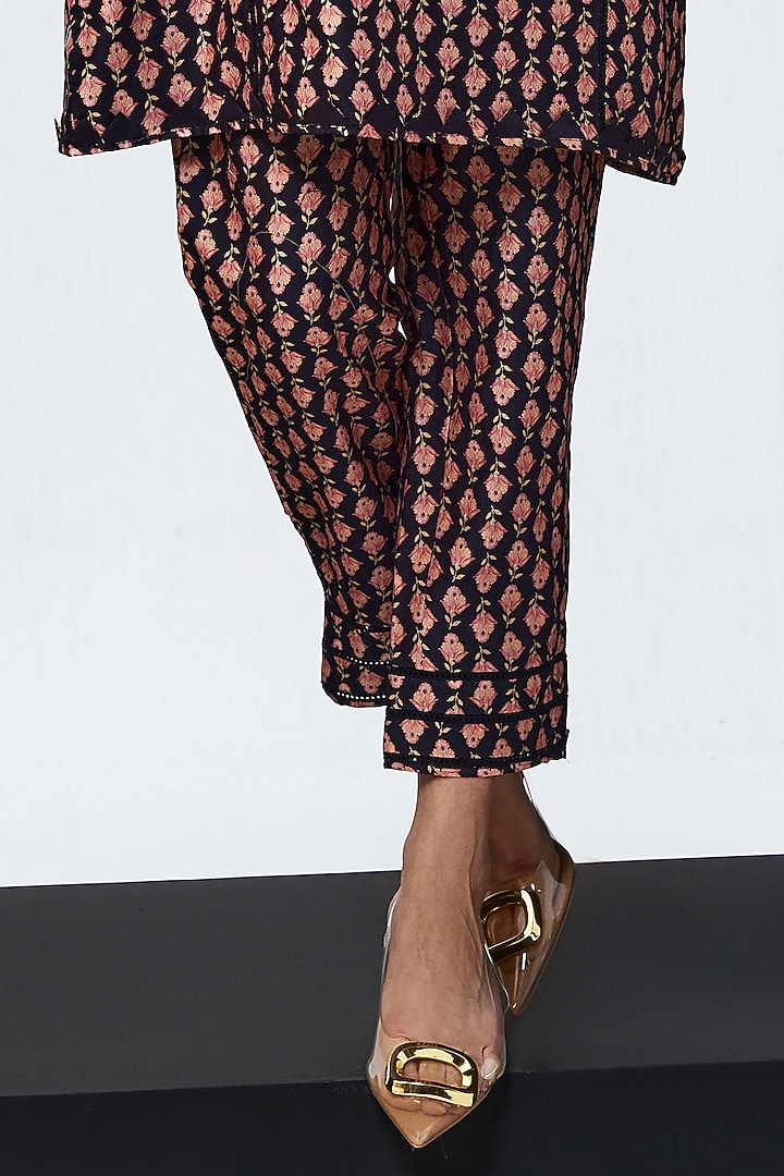 Black Chanderi Printed Kurta Set by Ridhi Mehra Pret at Pernia's Pop Up Shop